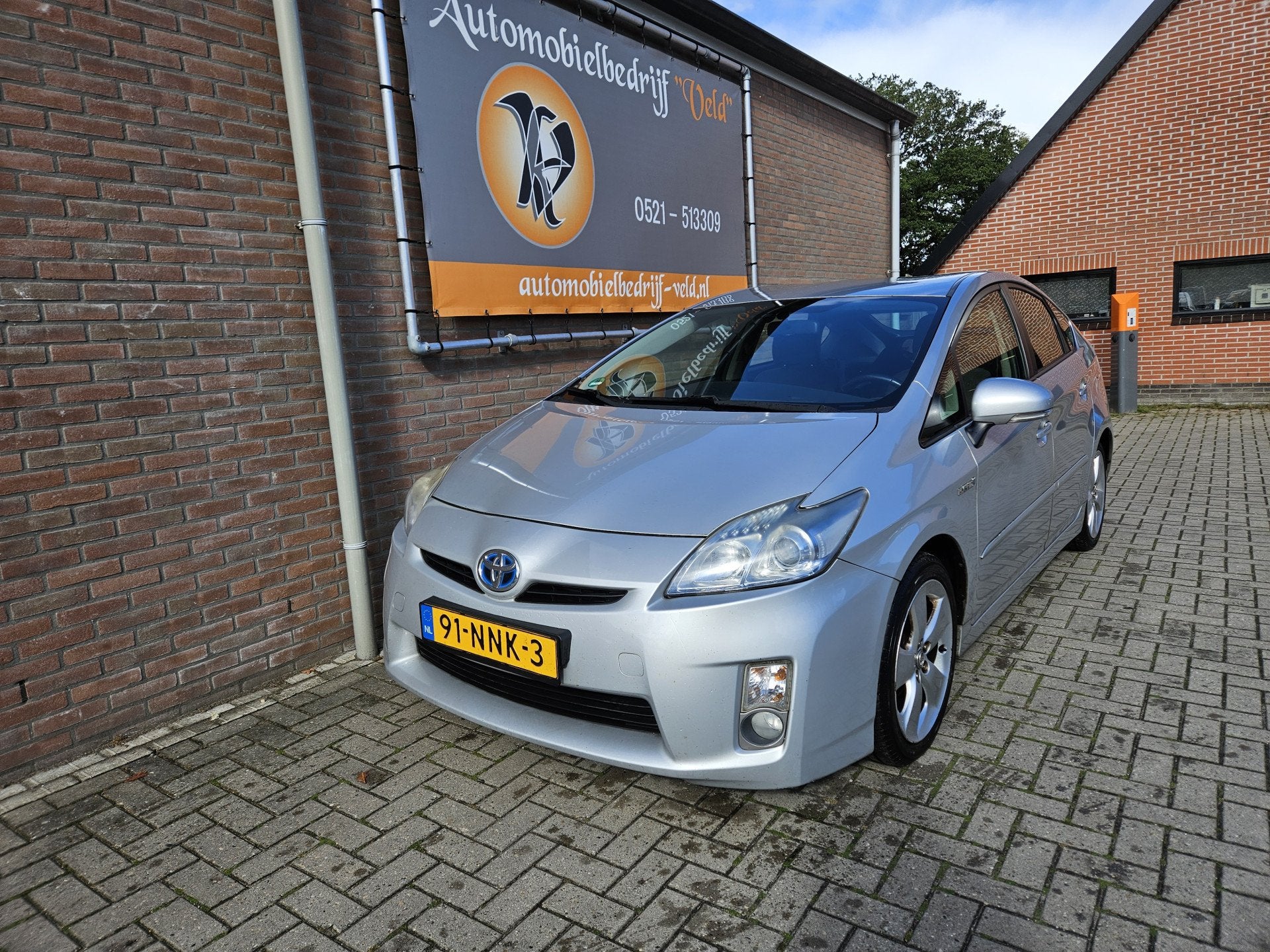 Toyota Prius 1.8 Aspiration (bj 2009, automaat), Gebruikt, 4 cilinders, Bedrijf, Grijs