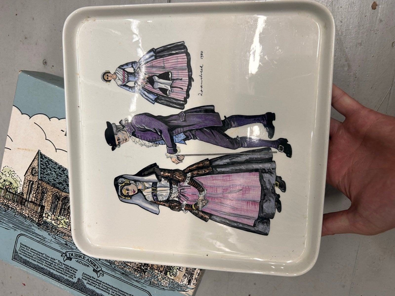 Vintage Villeroy & Boch Dienblad met Traditionele Kleding, Ophalen of Verzenden