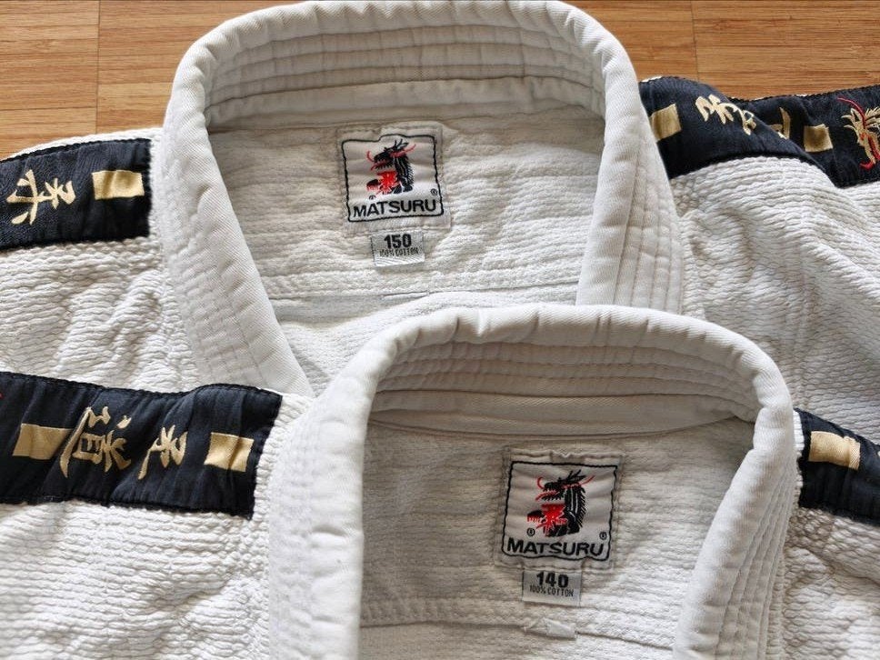 Judopakken maat 140 en 150, Sport en Fitness, Gebruikt, Maat XS of kleiner, Judo, Vechtsportpak