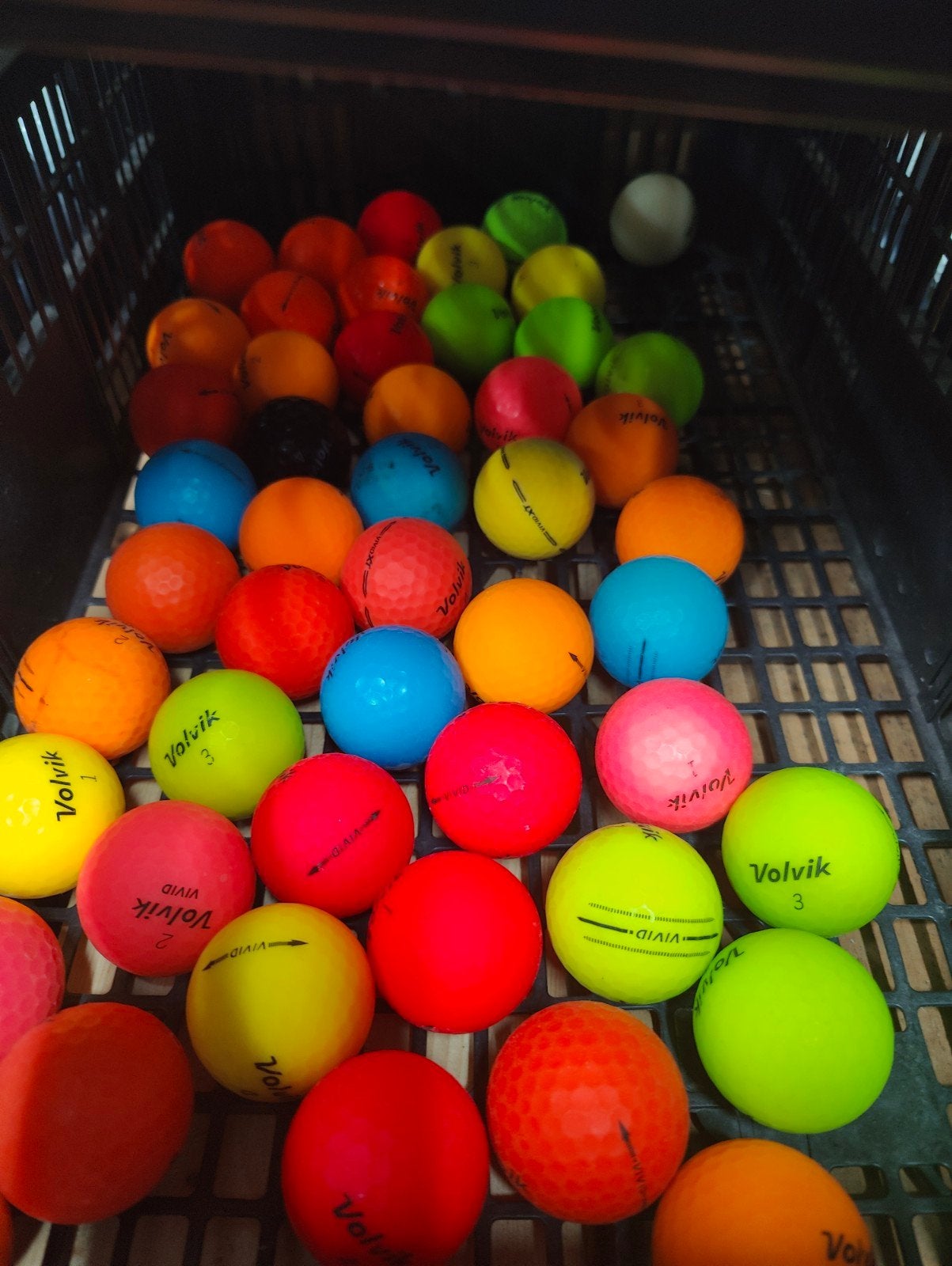 Gekleurde volvik vivid golfballen AAAA kwaliteit 50 stuks, Ophalen of Verzenden, Nieuw