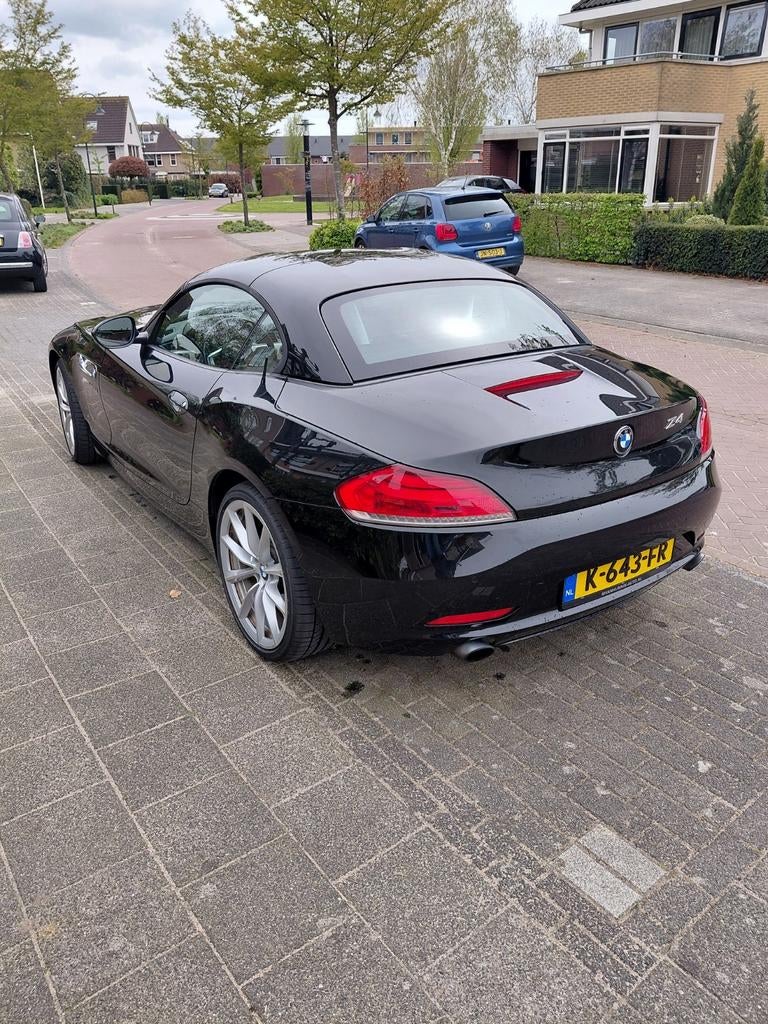 BMW Z4 3.0 Roadster 35I AUT 2010 Zwart, Auto's, Automaat, Achterwielaandrijving, Cabriolet, Leder en Stof
