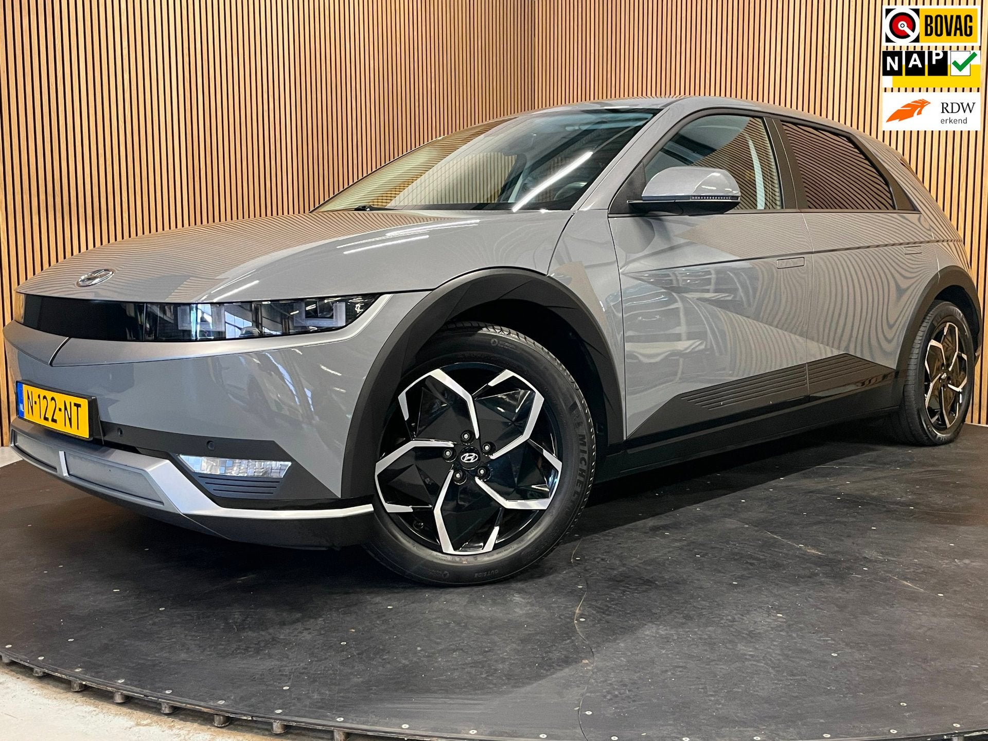 Hyundai IONIQ 5 Connect 73kWh|98%SOH|BOSE|ACC|STOEL+STUURVER, Auto's, Hyundai, Automaat, Gebruikt, Zwart, 199 min