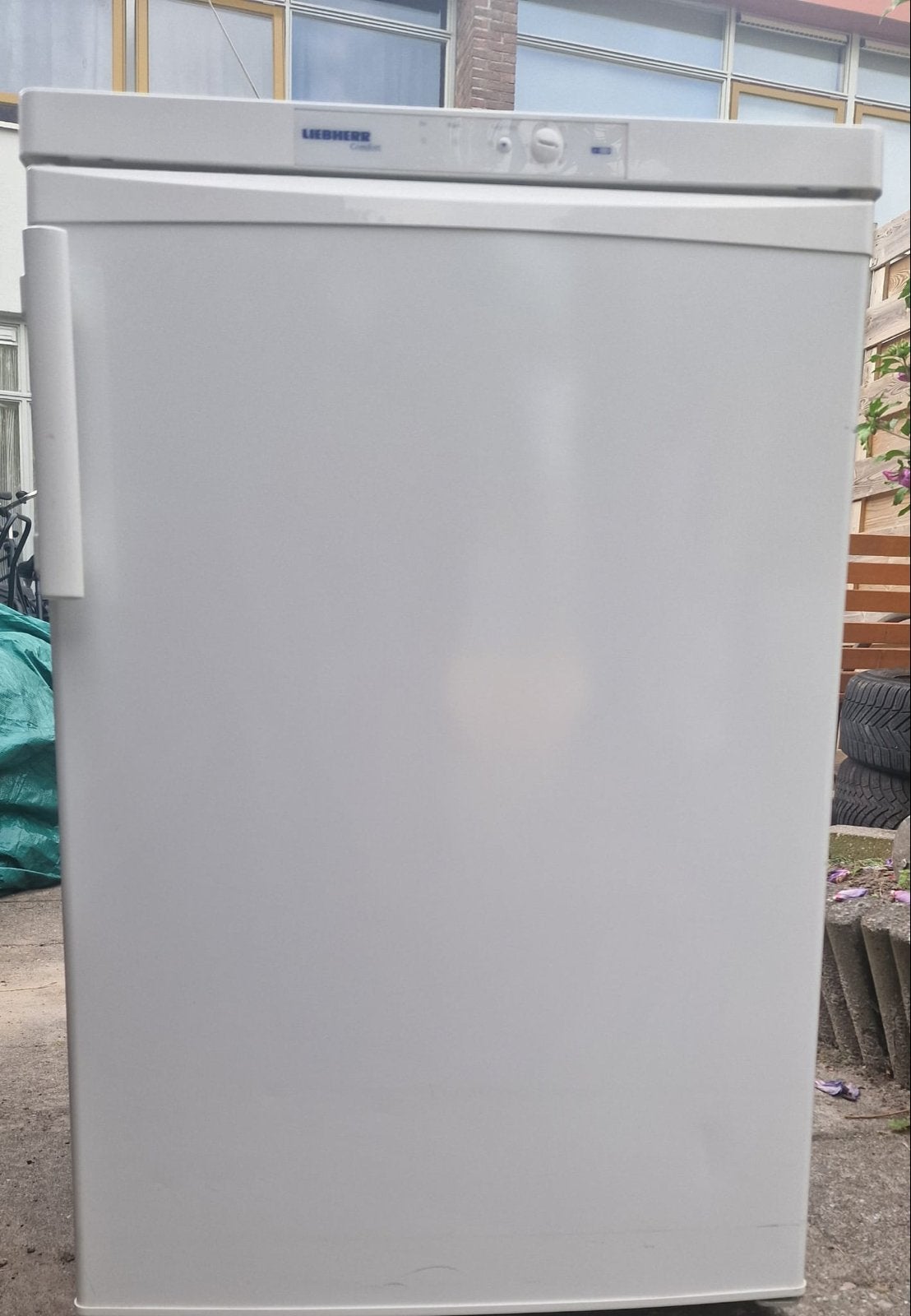 Liebherr vriezer met 3 lades, 100 tot 150 liter, Met aparte vriezer, Zo goed als nieuw, 45 tot 60 cm