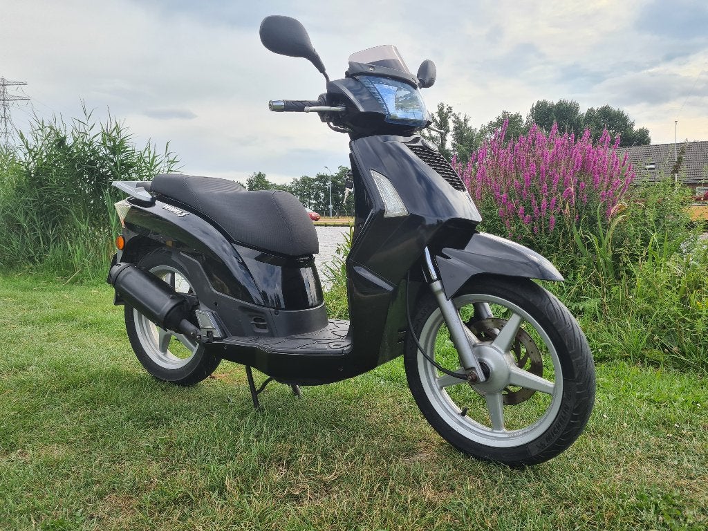 BOD gevraagd! Kymco People S. Netjes en goed. Pas 30.000 km., Fietsen en Brommers, Snorfietsen en Snorscooters, Ophalen, Gebruikt