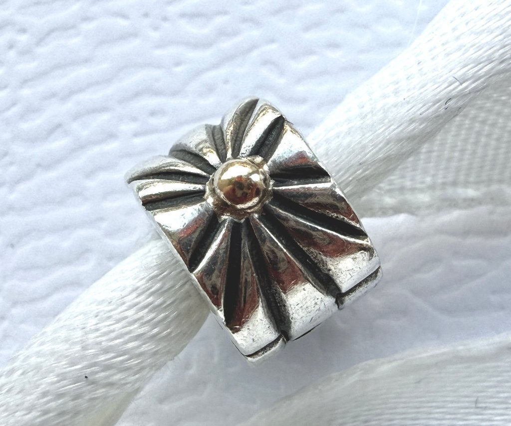 Pandora Sunburst Clip Stopper Goud, Pandora, Ophalen of Verzenden, Zo goed als nieuw, 1 bedel
