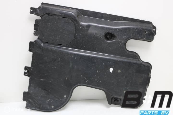 Bodembeschermplaat linksachter VW Touran 5T 5QA825206A, Gebruikt