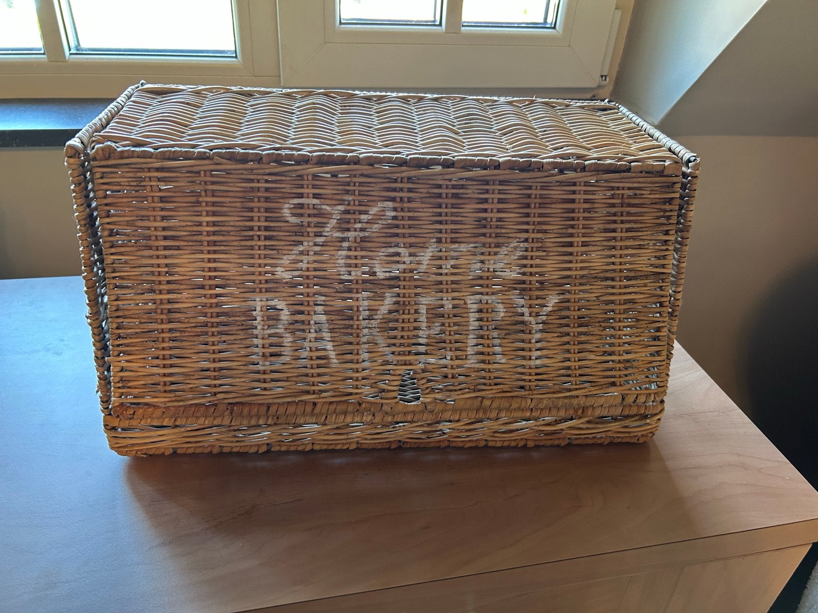 Riviera Maison Rieten Broodmand met Deksel - Bakery, Met deksel, Mand, Ophalen of Verzenden, Zo goed als nieuw