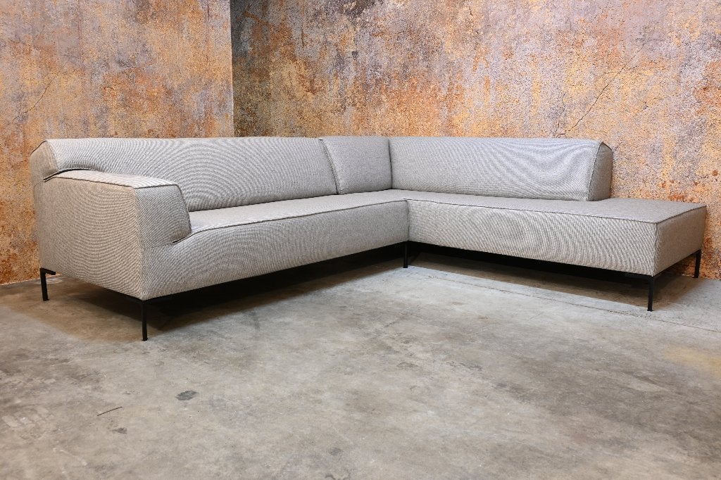 NIEUWbeklede Design on Stock Bloq hoekbank met dormeuse