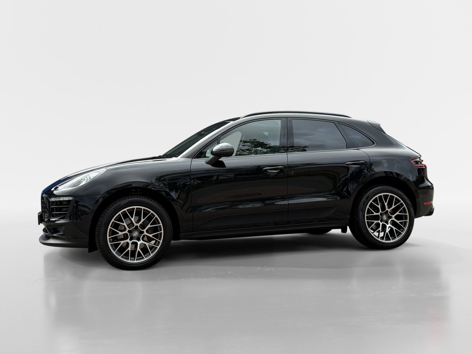 Porsche Macan 2.0 Automaat / Panoramadak / Stuur & Stoel ver, Automaat, Gebruikt, 4 cilinders, Zwart