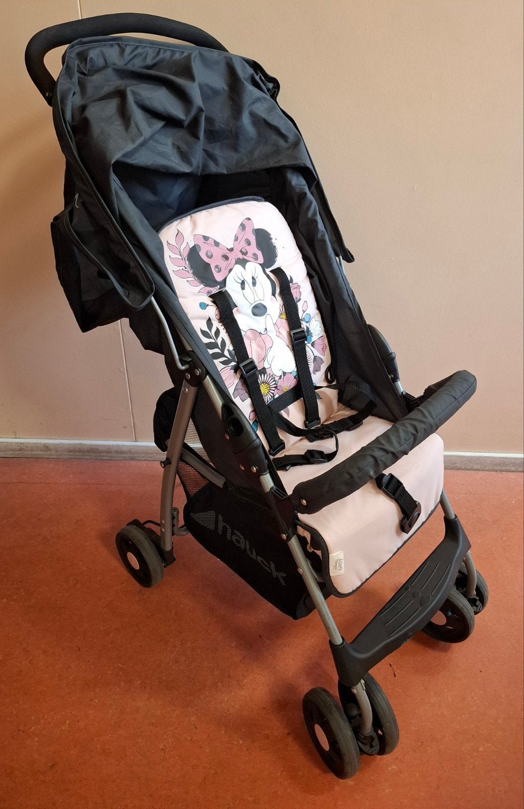 Kinder-Buggy Sport - Minnie Sweetheart
€ 30,-, Overige merken, ., Ophalen of Verzenden, Zo goed als nieuw