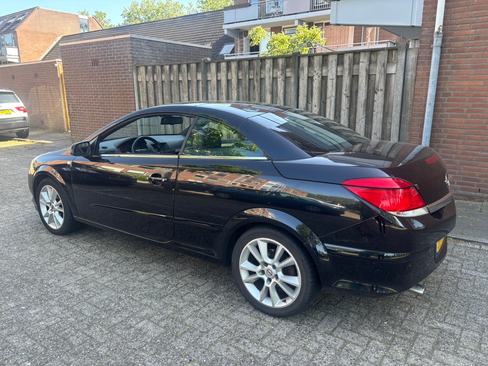 Opel Astra 1.8 16V Twintop 2007 137000km, Auto's, 4 cilinders, Cabriolet, 4 stoelen, 1796 cc