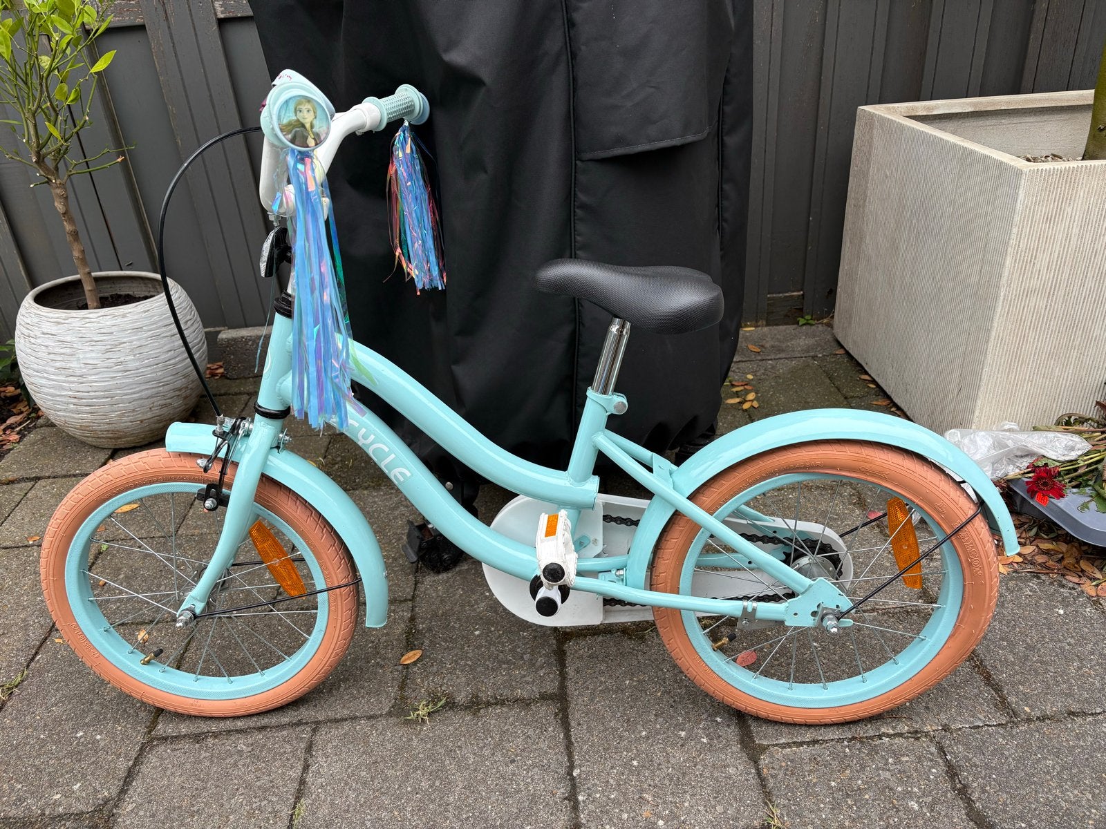 Leuke lichtblauwe meisjesfiets met Frozen bel, Fietsen en Brommers, Ophalen, Gebruikt, 16 tot 20 inch