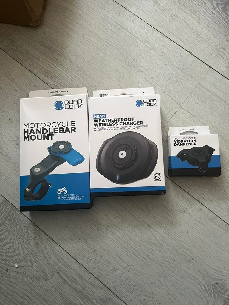 Quadlock handle bar mount+ wireless charger+ demper, Telecommunicatie, Telefoonhouders, Ophalen of Verzenden, Nieuw, Motor