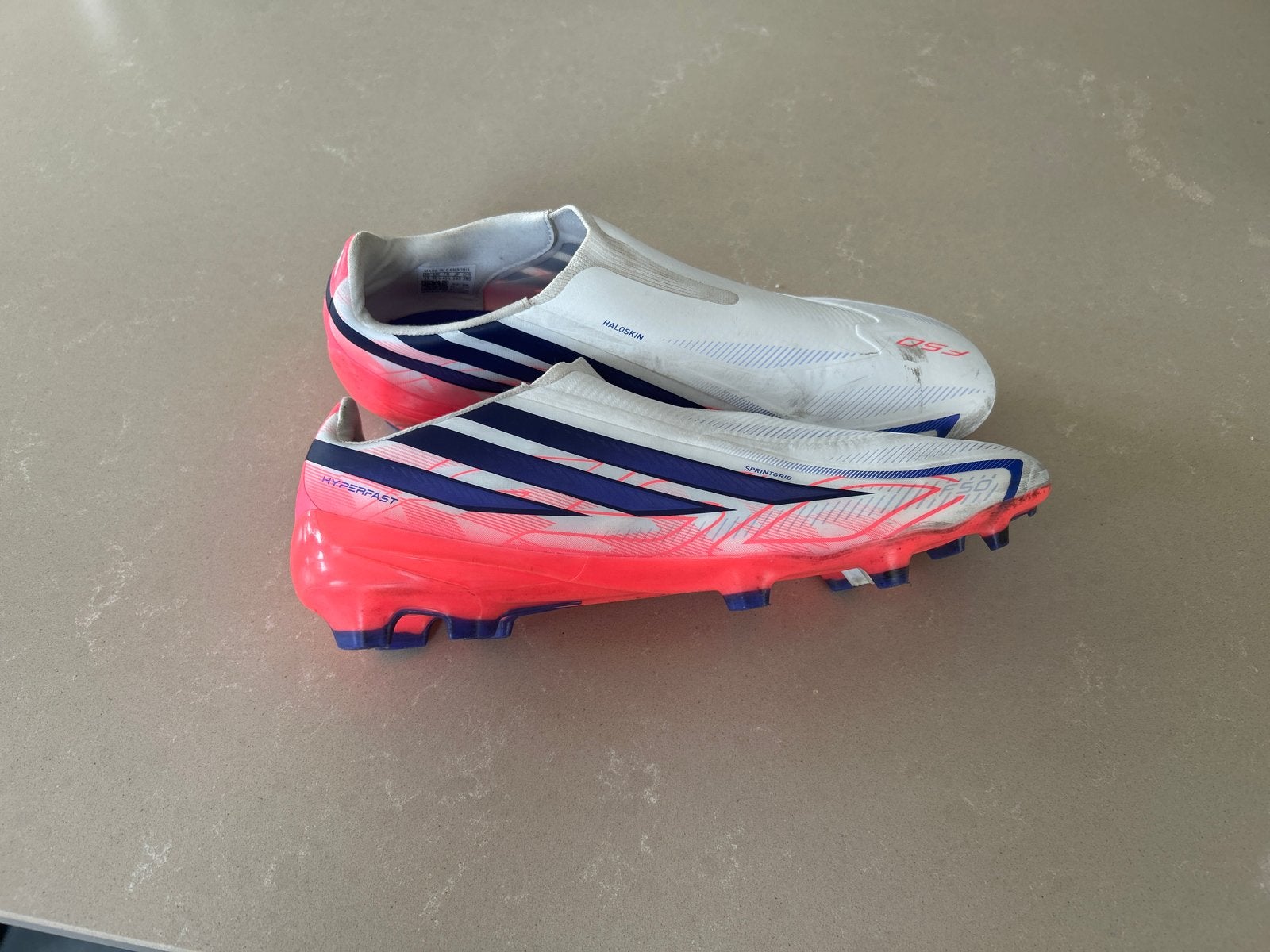 Adidas F50 Hyperfast League voetbalschoenen- Maat 45 1/3, Ophalen of Verzenden, Zo goed als nieuw, Schoenen
