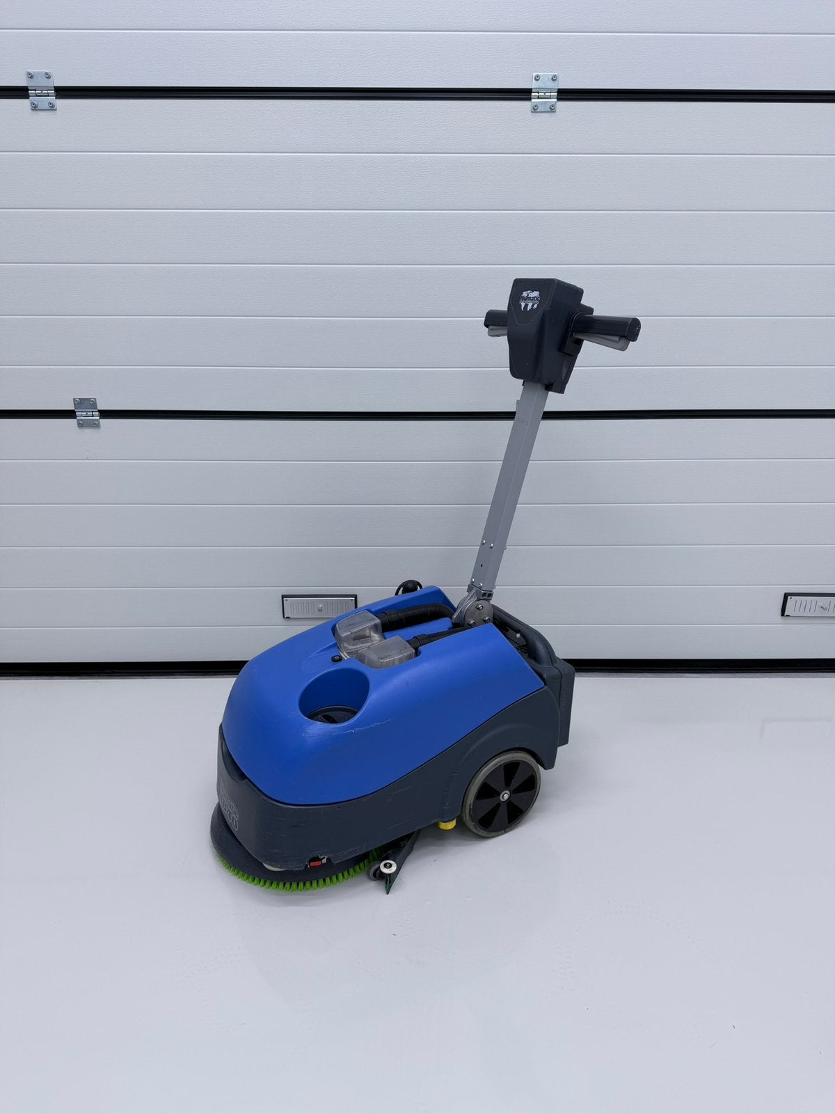 Numatic TTB 1840/1 schrobmachine waterzuiger accu 24V lader, Ophalen, Gebruikt, Schrobmachine