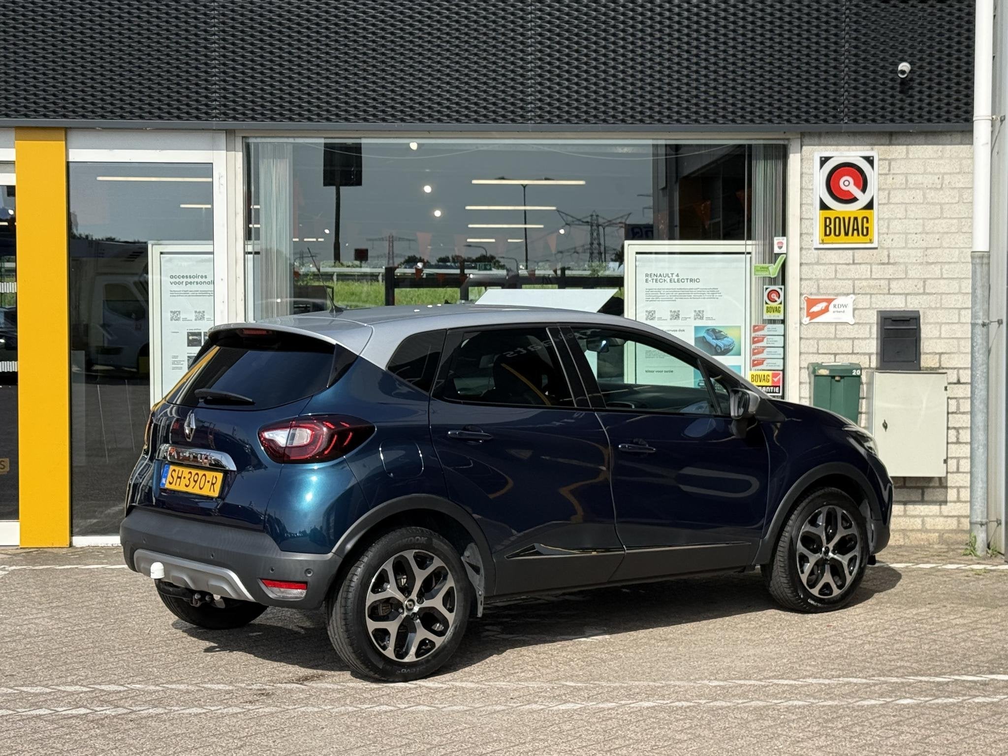 Renault Captur 0.9 TCe Intens | NAP | Navigatie | Achteruitr, Auto's, Voorwielaandrijving, 898 cc, Stof, Gebruikt