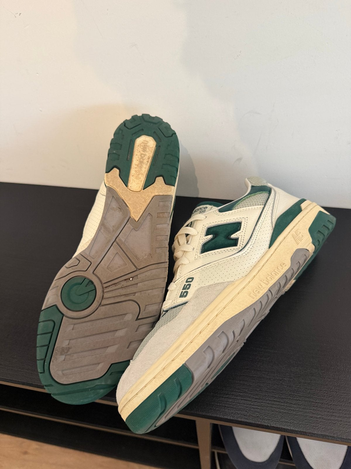 New Balance 550 sneakers - Maat 45,5, Kleding | Heren, Schoenen, Overige kleuren, Ophalen of Verzenden, Sneakers of Gympen, Gedragen