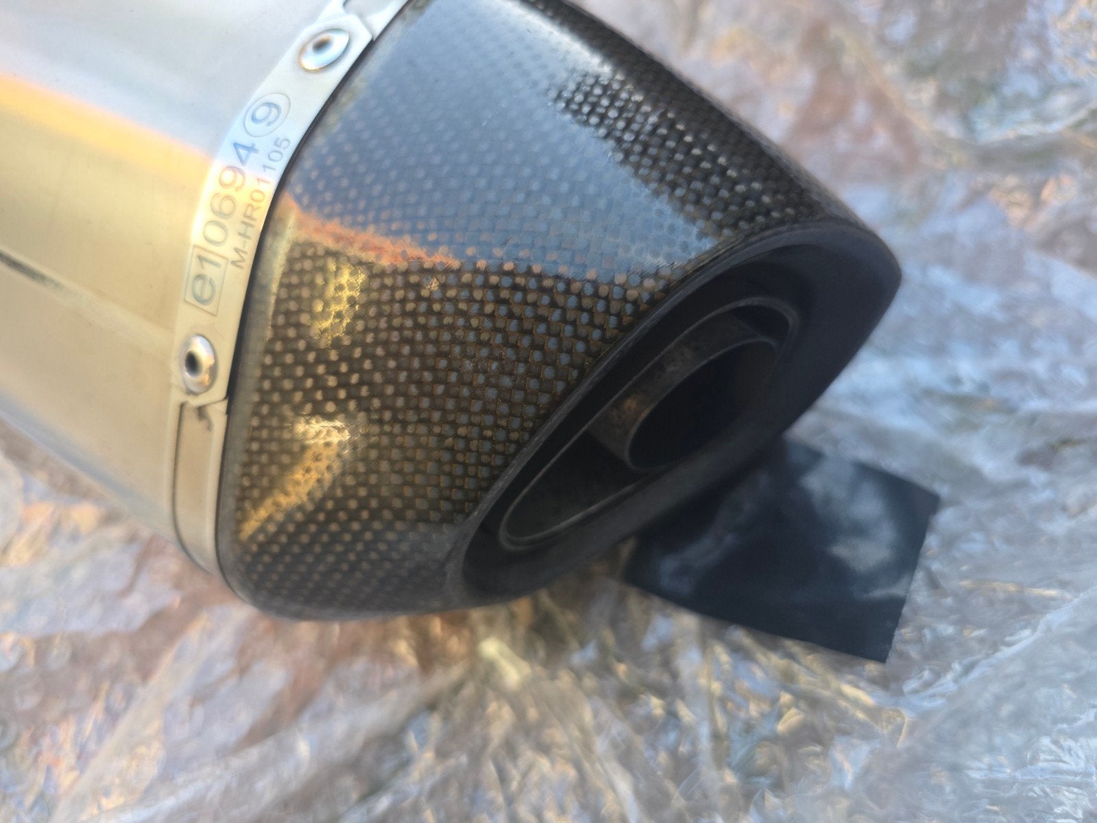 Akrapovic demper set ( 1 met schade) Aprilia RSV/Tuono Gen2, Ophalen of Verzenden, Gebruikt