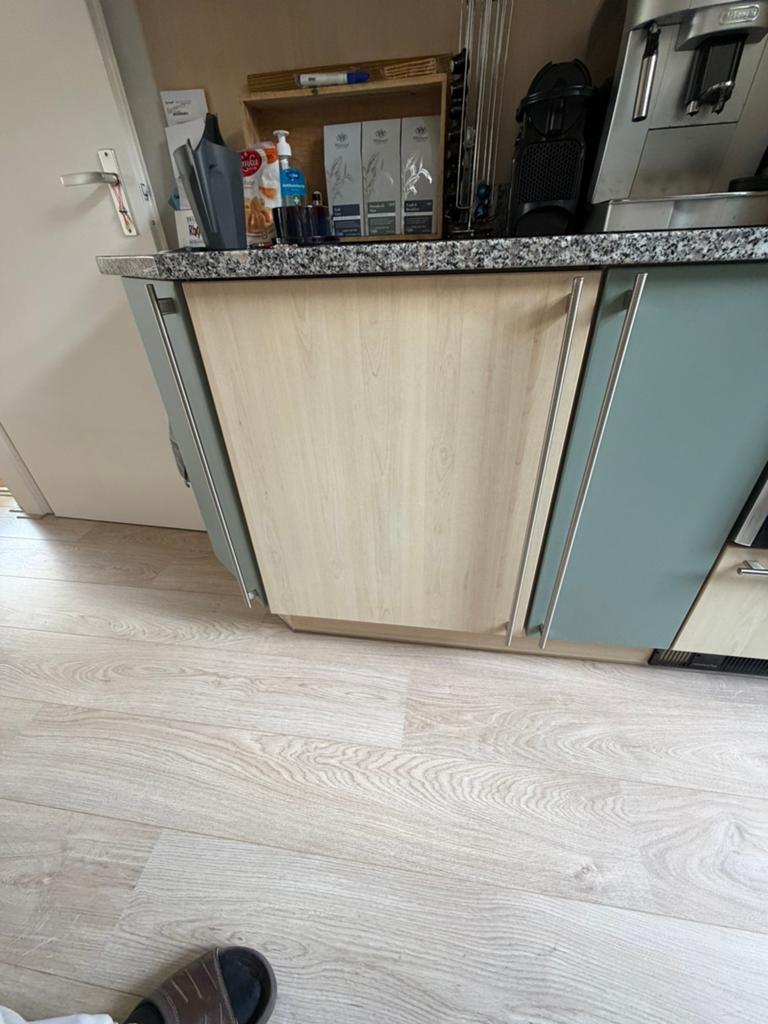 Bosch onderbouw vriezer 60 cm met 3 laden gratis, Witgoed en Apparatuur, Vriezers en Diepvrieskisten, Gebruikt, Minder dan 85 cm
