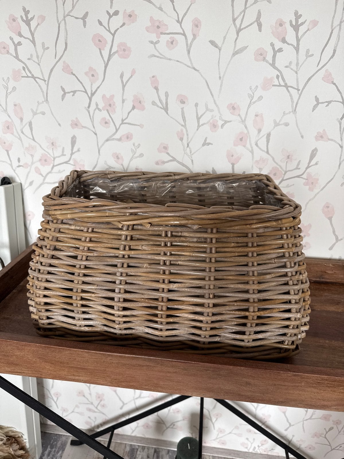 Twee rieten manden - 27x46x25 cm, Ophalen, Gebruikt, Gevlochten, Mand