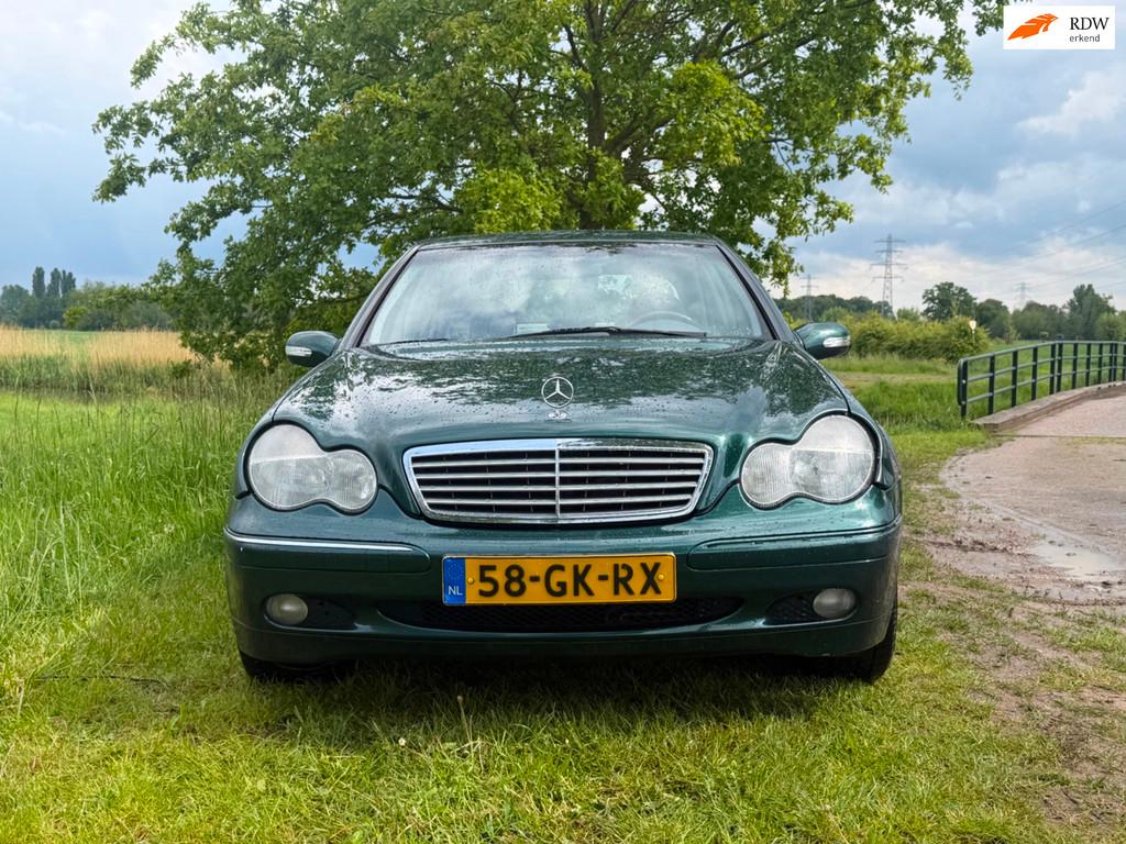 Mercedes-Benz C-klasse 240 Elegance, Auto's, Mercedes-Benz, Automaat, Achterwielaandrijving, Gebruikt, 2597 cc