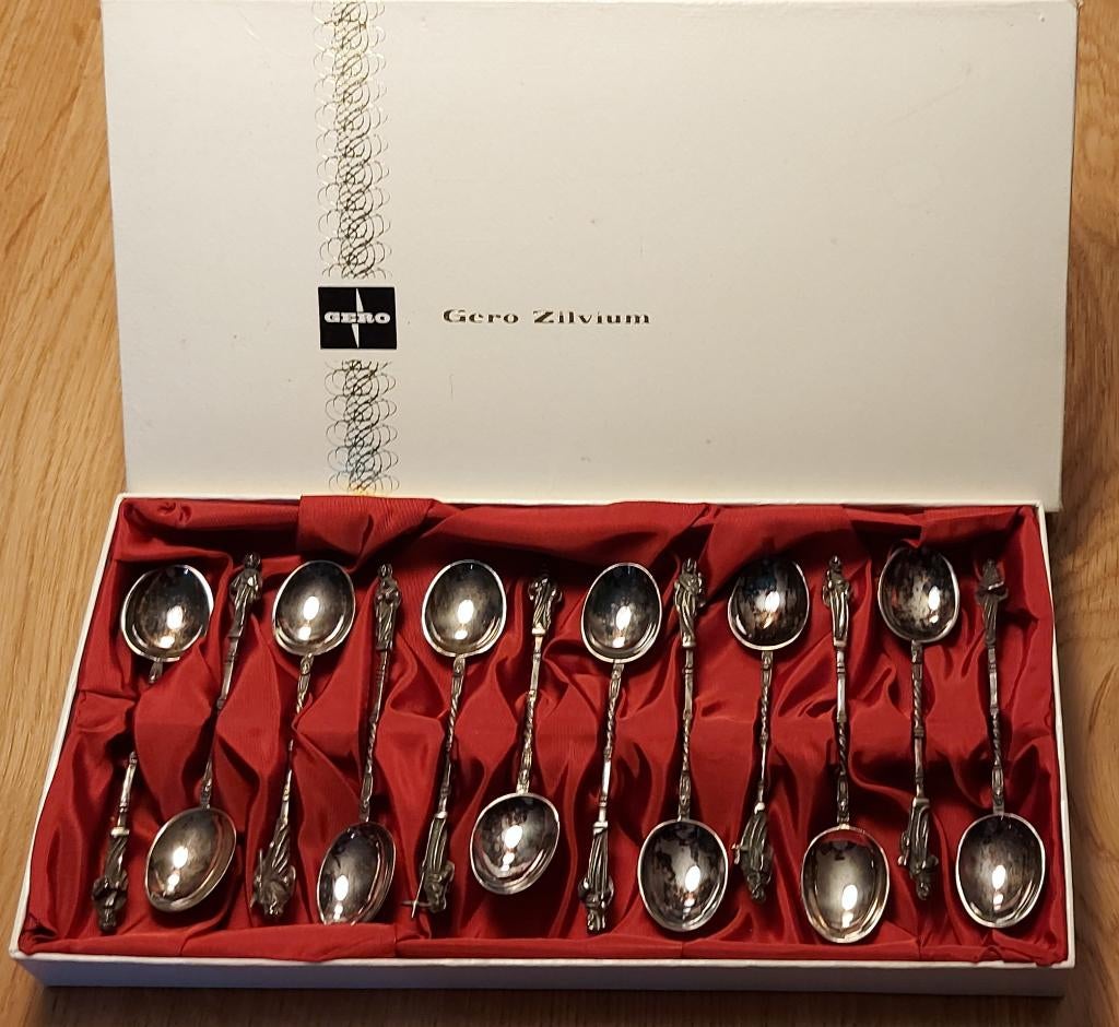 12 Apostellepeltjes verzilverd van GERO, Antiek en Kunst, Ophalen of Verzenden