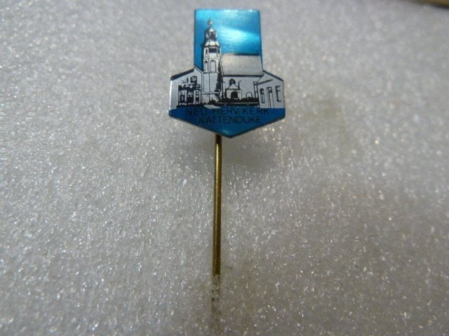 Speldje Herv. Kerk Kattendijke, Ophalen of Verzenden, Gebruikt, Stad of Land, Speldje of Pin