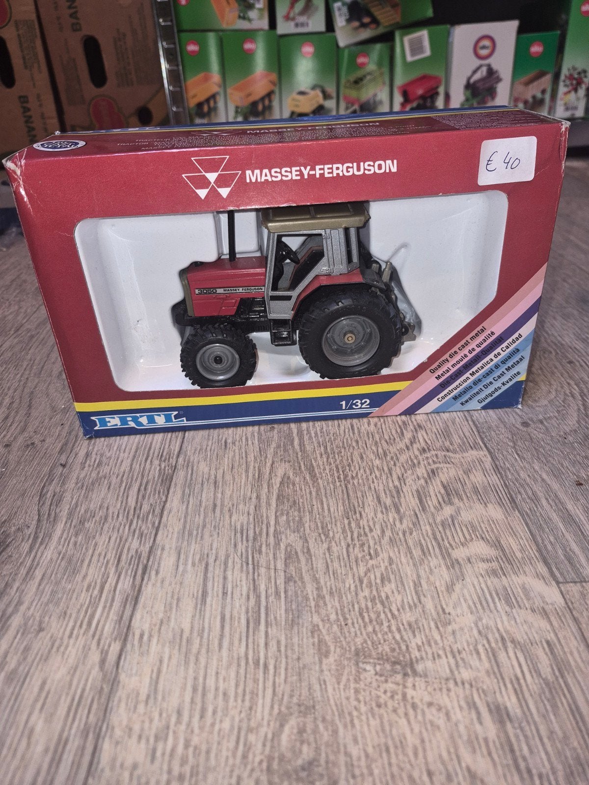 Massey Ferguson Tractor 1/32 Schaal - Ertl Die-Cast Metaal