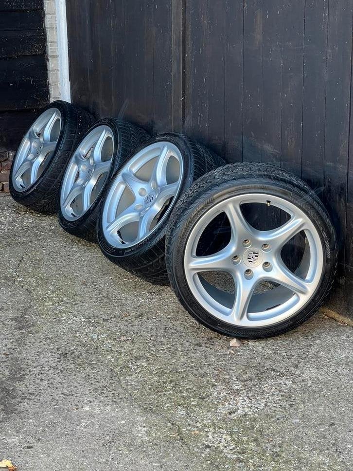Originele Porsche 911 997 velgen 19? breedset Carrera winter, Auto-onderdelen, Banden en Velgen, Gebruikt, 295 mm, Banden en Velgen