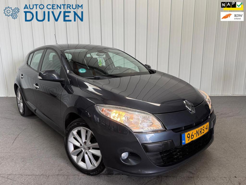 Renault Mégane 1.4 TCE Celsium | Nieuw APK | Airco | Navi |, Euro 5, Gebruikt, Zwart, 4 cilinders