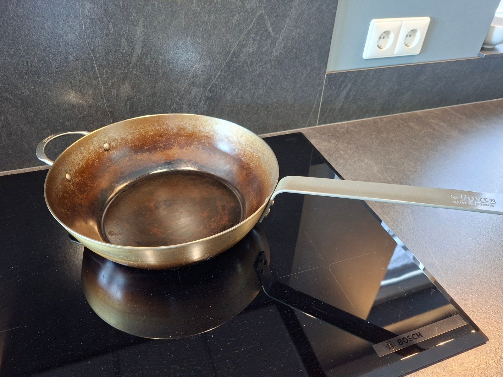 De Buyer Mineral B Element Wok 32cm Inductie, Huis en Inrichting, Keuken | Potten en Pannen, Gebruikt, Wok, Overige materialen