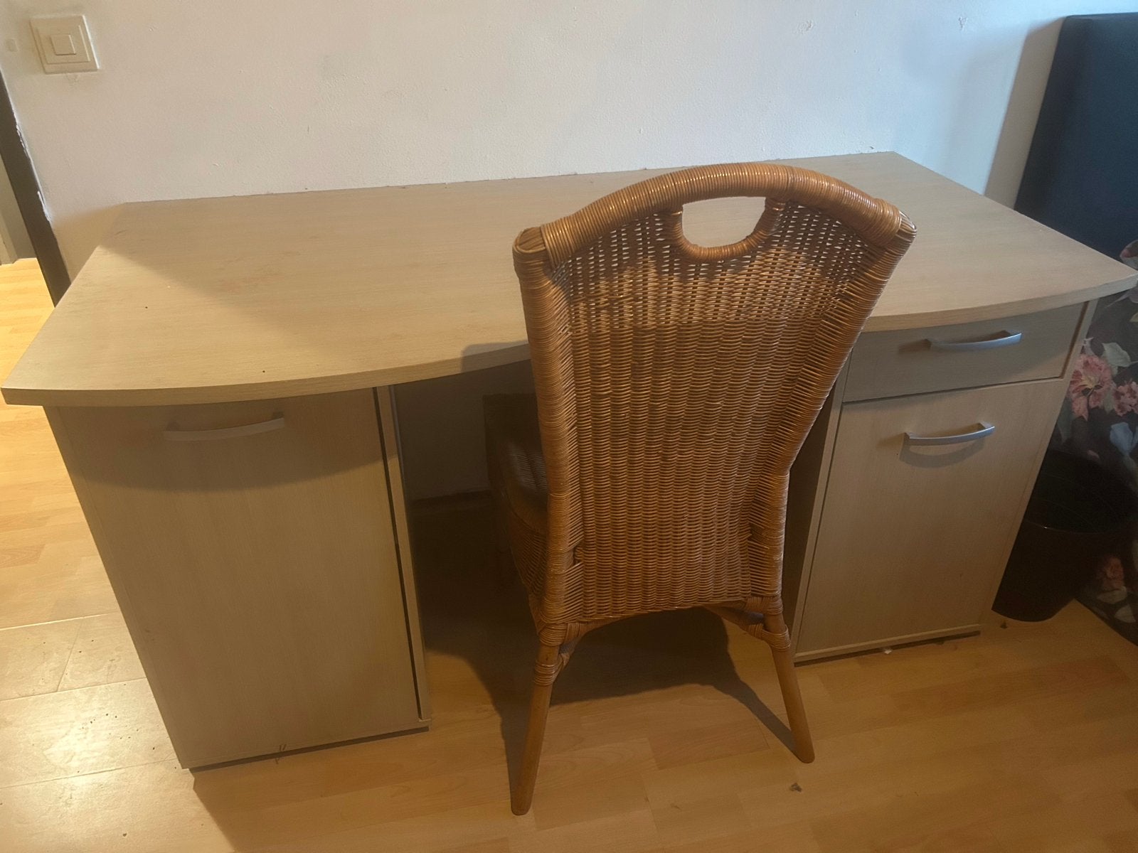 Bureau 1.50m x 0.70m gratis op te halen, Ophalen, Gebruikt