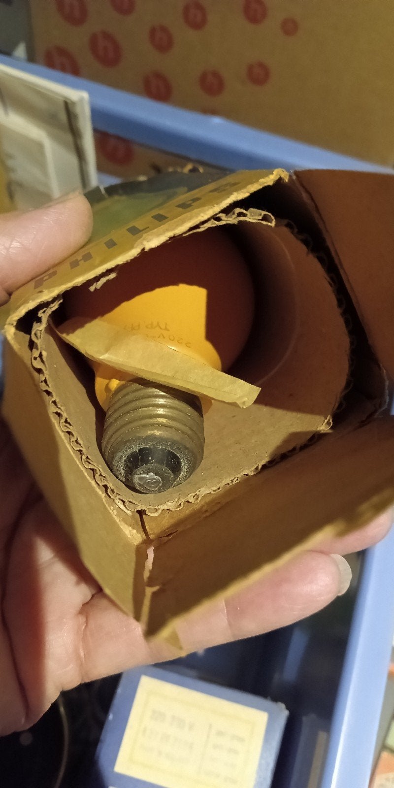 Oude Philips donkere kamer lamp geel in originele verpakking, Ophalen of Verzenden