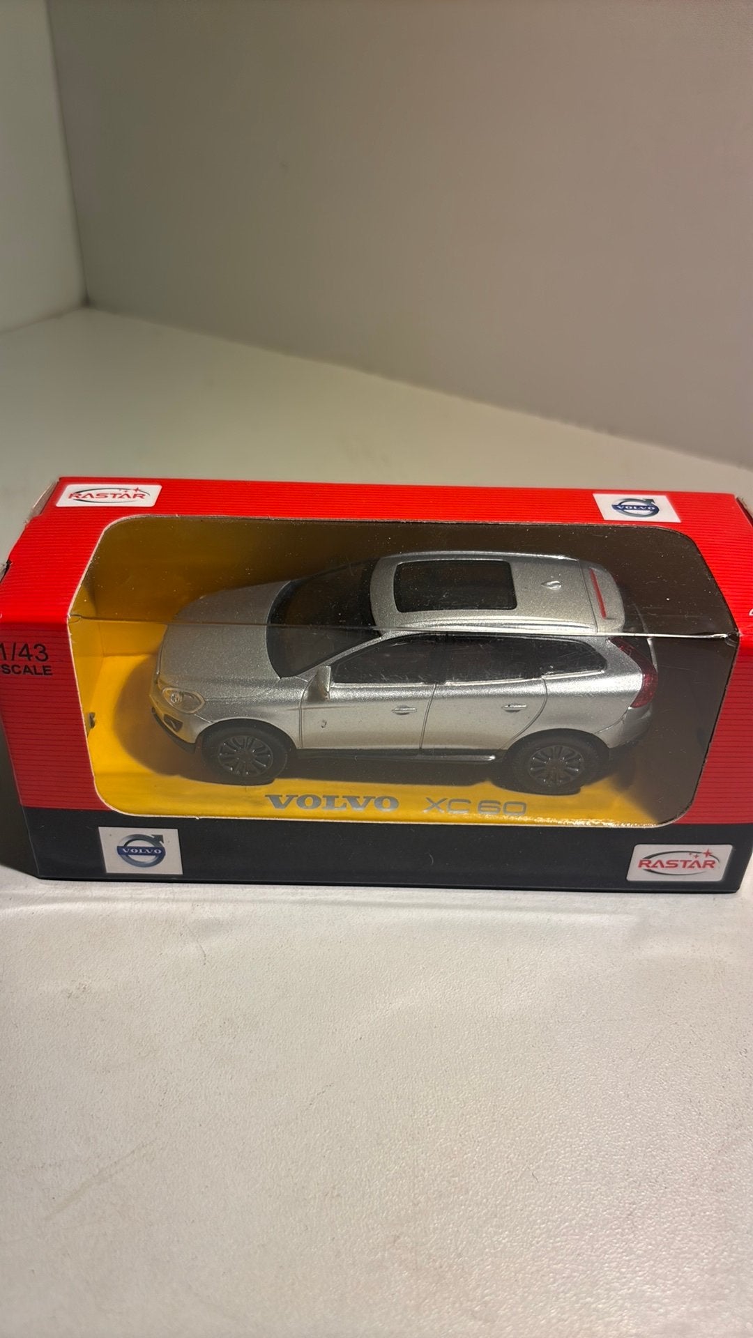 Volvo xc60 rastar 1.43, Overige merken, Auto, Ophalen of Verzenden, A