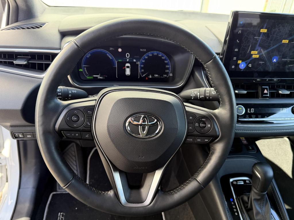 Toyota Corolla Touring Sports 1.8 Hybrid First Edition | Tre, Auto's, Toyota, 450 kg, Gebruikt, 4 cilinders, Met garantie (alle)