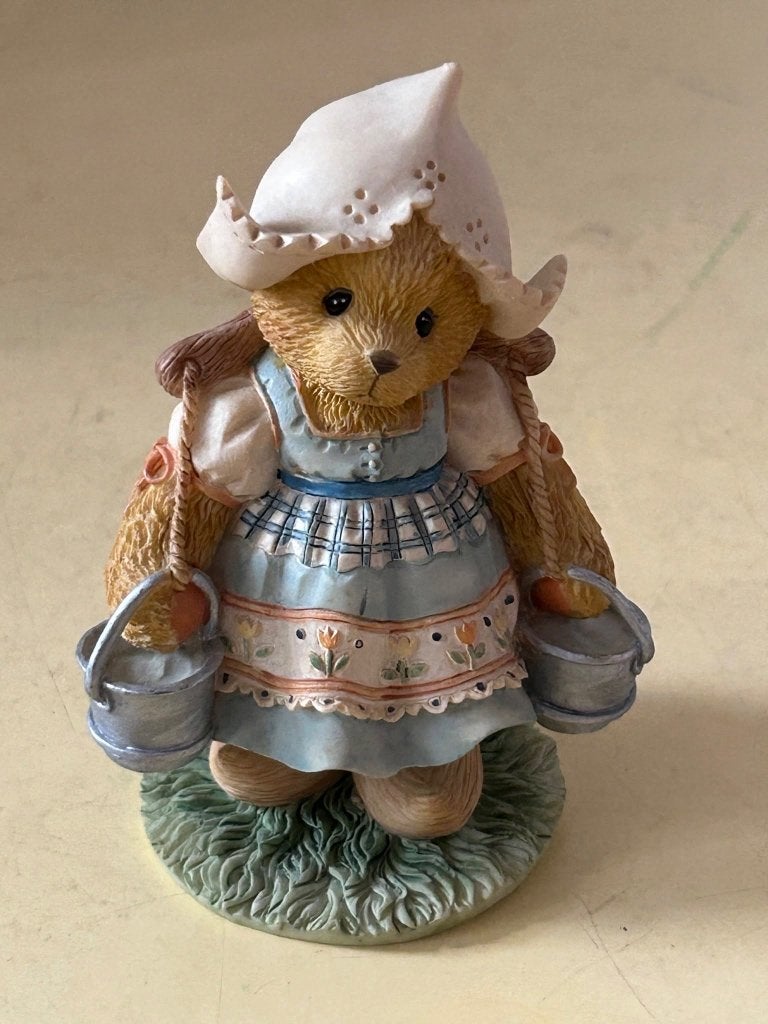 Cherished Teddies Katrien Holland 202401 beeldje 1996, Info@enesco.com, Enesco SpA, Ophalen of Verzenden, Cherished Teddies