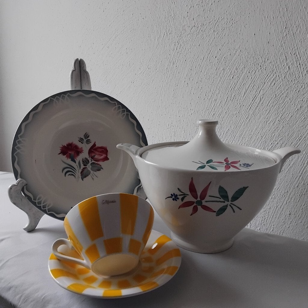Vintage servies california, o.a. chocolade kop en schotel,, Antiek en Kunst, Antiek | Servies los, Ophalen of Verzenden