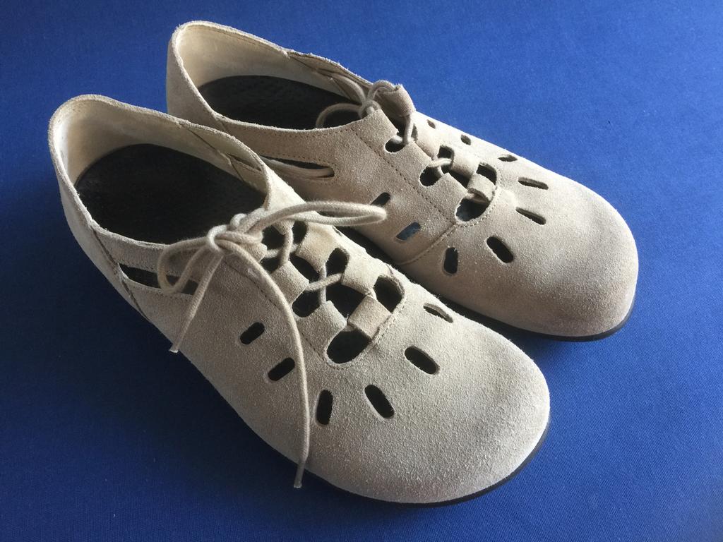 Helvesko Swiss made damesschoenen maat 39, Ophalen of Verzenden, Nieuw, Sneakers of Gympen