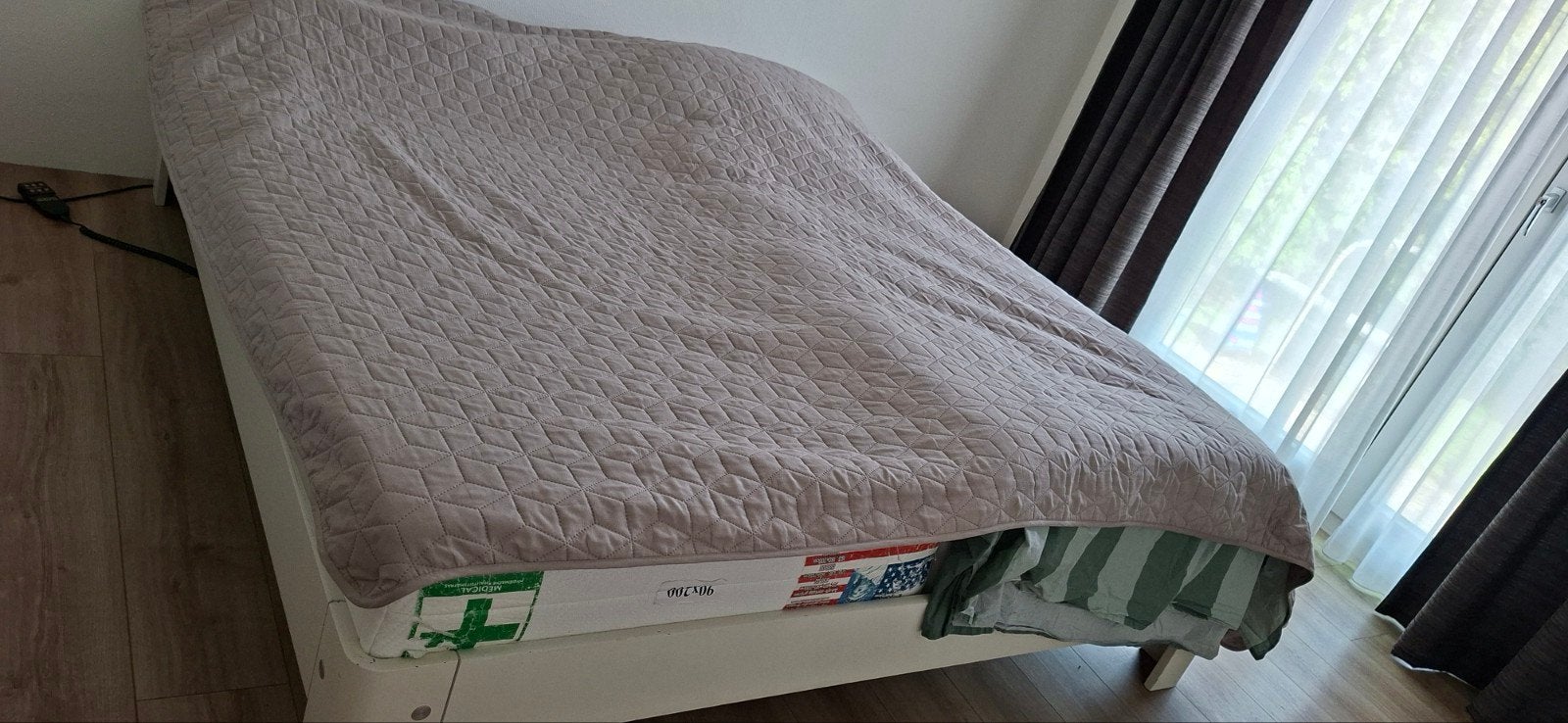 Auping elektrisch verstelbaar bed 180x200 met wit frame, Ophalen, Wit, Tweepersoons, 180 cm