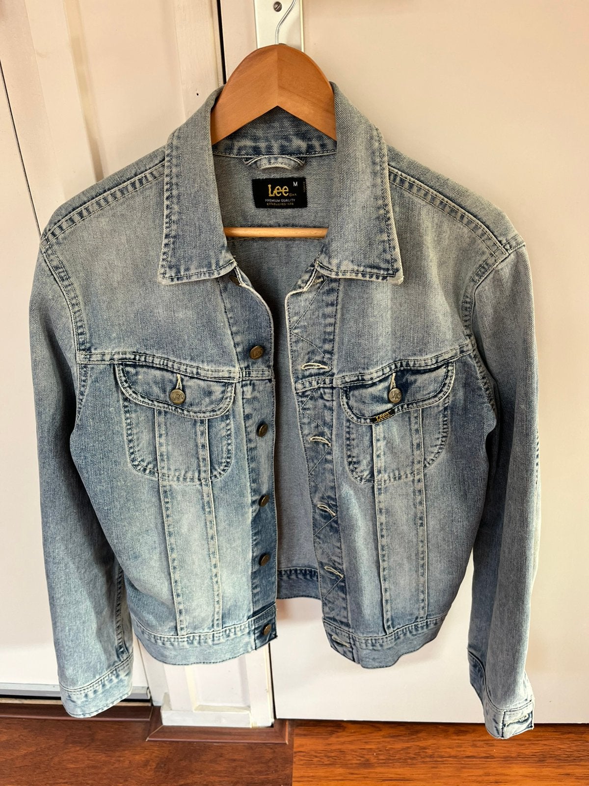 Lee vintage spijkerjas, Kleding | Dames, Ophalen of Verzenden, Zo goed als nieuw, Maat 38/40 (M), Blauw