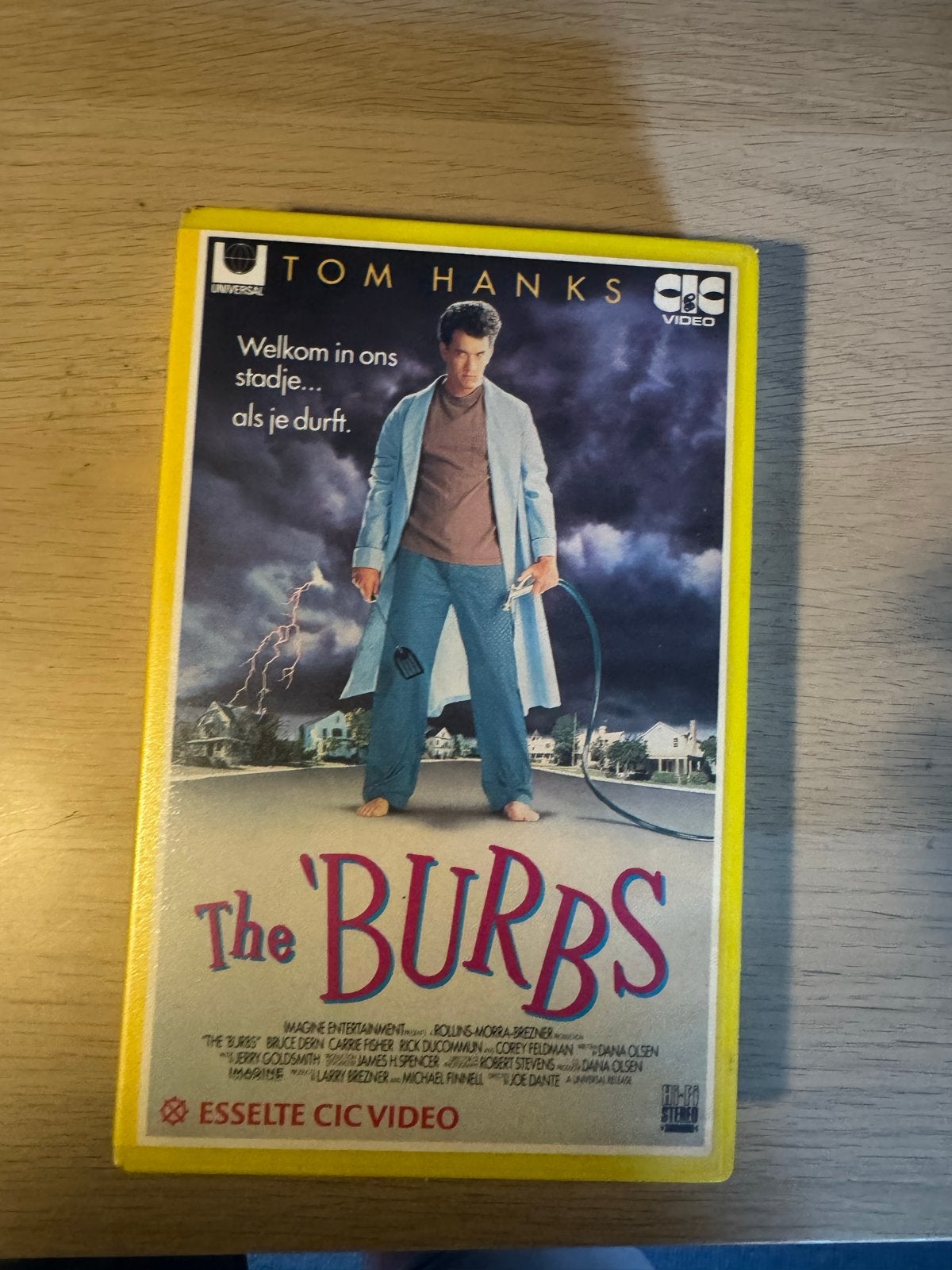 The 'Burbs VHS - Komedie met Tom Hanks ex rental, Cd's en Dvd's, VHS | Film, Nederlands ondertiteld, Gebruikt, Verzenden, Alle leeftijden
