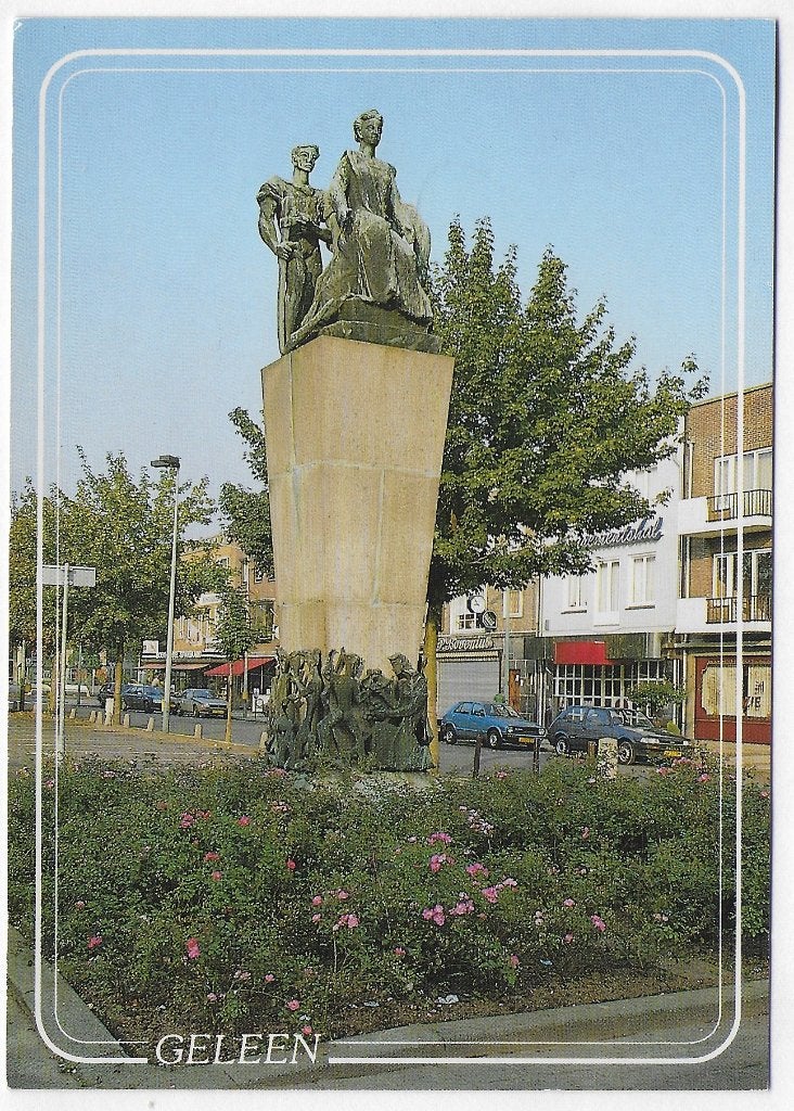 A400 ongelopen ansichtkaart monument op de markt geleen, Ophalen of Verzenden, 1980 tot heden, Ongelopen