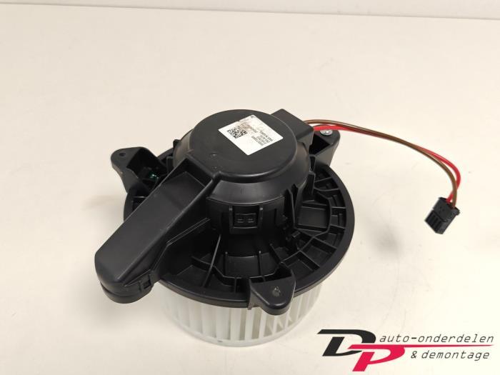 Kachel Ventilatiemotor van een Volvo XC40, Gebruikt, -, -, Ophalen of Verzenden
