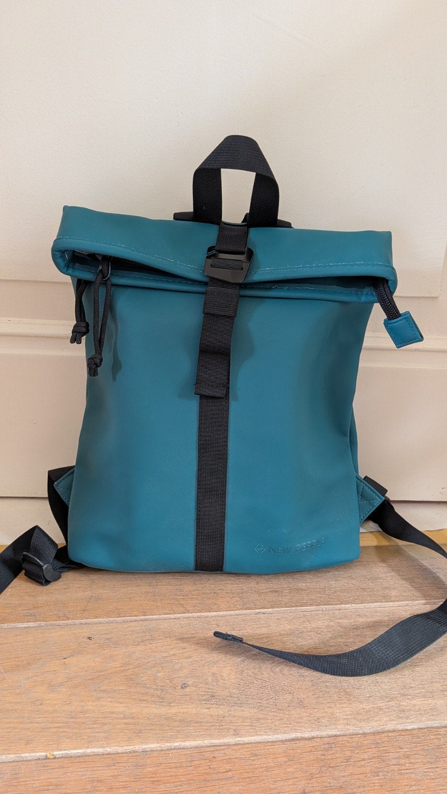 Rugzak New Rebels, petrolblauw, Overige merken, 25 tot 40 cm, Ophalen of Verzenden, Zo goed als nieuw