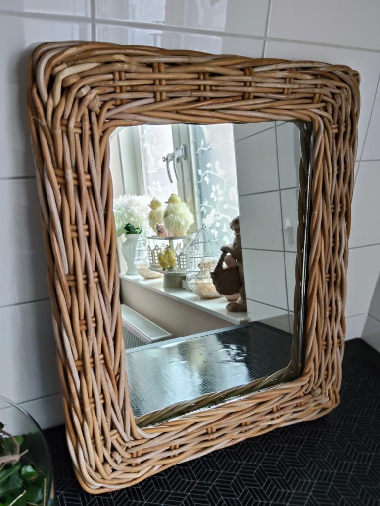 Rattan spiegel, Huis en Inrichting, Minder dan 50 cm, Ophalen of Verzenden, Zo goed als nieuw, Minder dan 100 cm