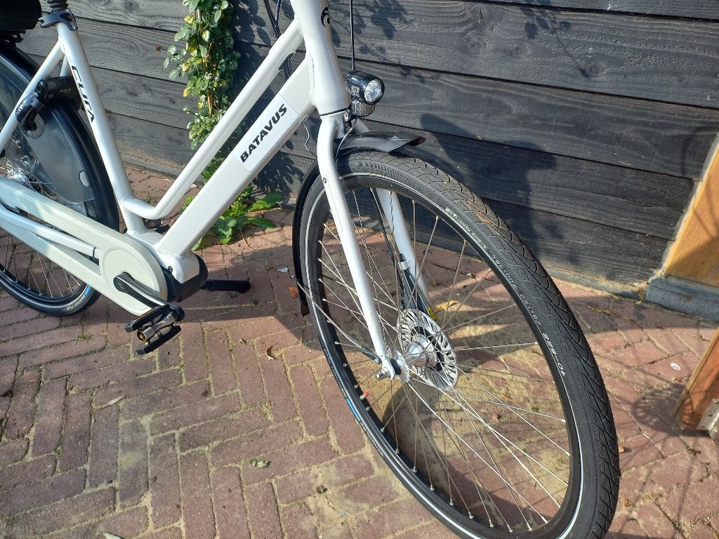 Foto 14 van Elektrische dames fiets - middenmotor - batavus