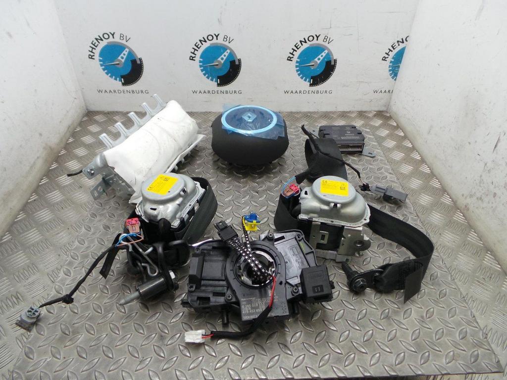 RENAULT TWINGO TCE90 AIRBAG SET 2016, Auto-onderdelen, Ophalen of Verzenden, Gebruikt, Stiba lid