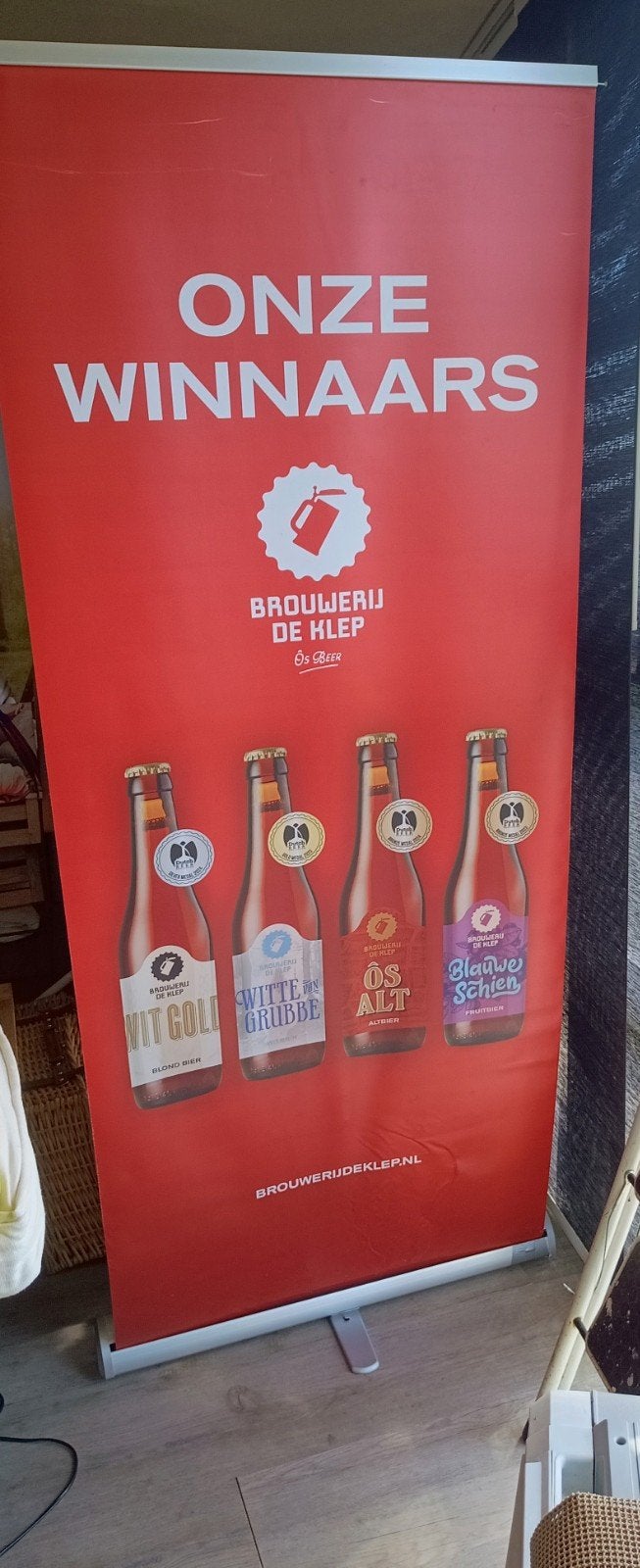 Roll up banner reclame poster / beamer scherm, Ophalen