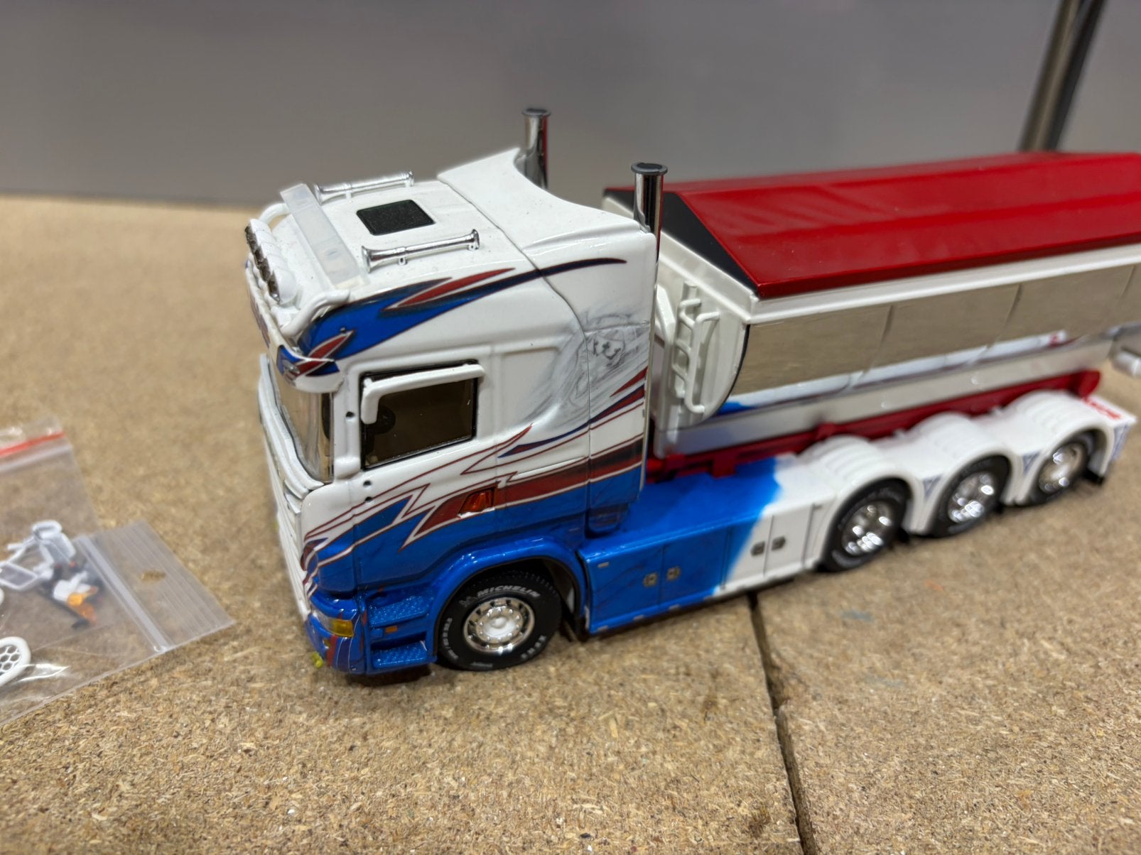 TEKNO SCANIA R PER BRODDE AFZET BAK, Ophalen of Verzenden, Zo goed als nieuw, Bus of Vrachtwagen, Tekno