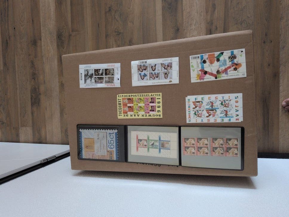 Kinderpostzegels 1981, 1996, 2011, 2012, 2014 en 50 jaar, Ophalen